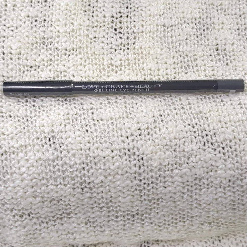 LOVE•CRAFT•BEAUTY Gel Line Eye Pencil in Searchlight, 1.21g/0.042oz